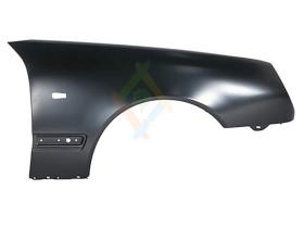 JUMASA 08232023 - ALETA DELANTERA DERECHA CON AGUJERO PILOTO MERCEDES-BENZ CLA