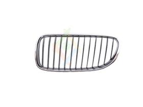 JUMASA 21120560 - REJILLA DERECHA FRENTE MARCO CROMADO/LAMAS NEGRAS COUPE BMW