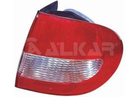 ALKAR 2212227 - DERECHO,PILOTO TRASERO,SIN PORTALAMPARA(GRUPO OPTICO),4 PUE