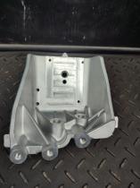 SANTANA 1164184A00 - SOPORTE DEL. L/D